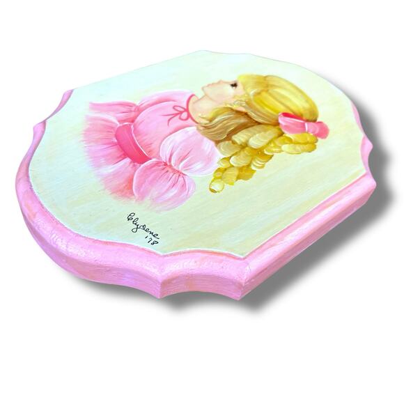 VTG 70s Wood Plaque Wall Art Hand Painted Blonde Hair Girl Portrait Curls Pink - Picture 7 of 9